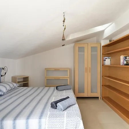 Apartment Dream In The Sky *